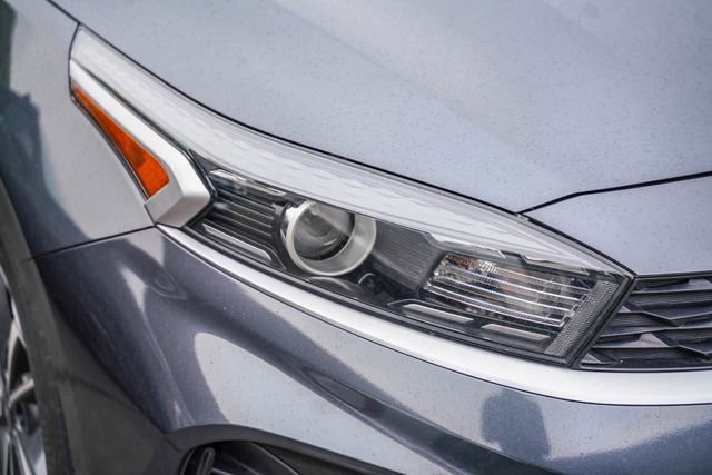 Certified 2022 Kia Forte LXS w/ LXS Technology Package image 7