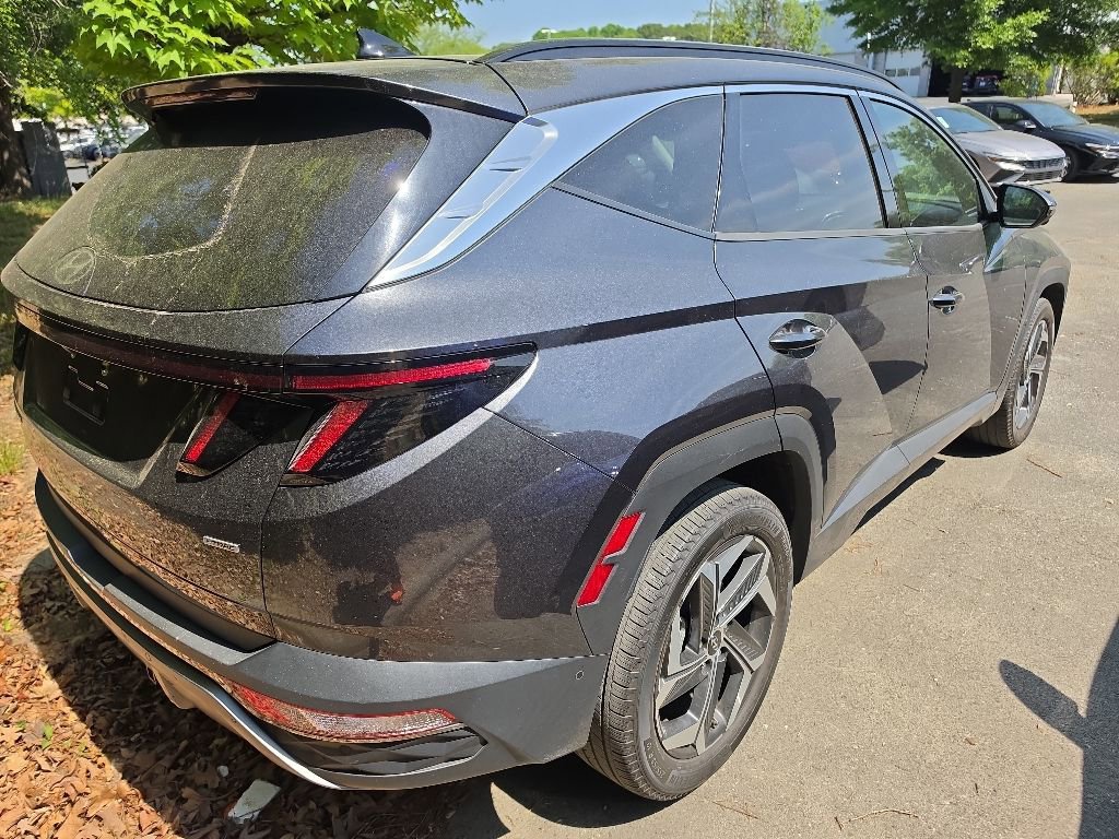 Certified 2022 Hyundai Tucson Limited AWD/4WD image 3