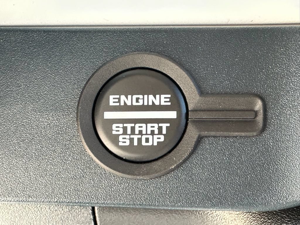 New 2026 Ford Bronco Heritage Edition AWD/4WD image 11