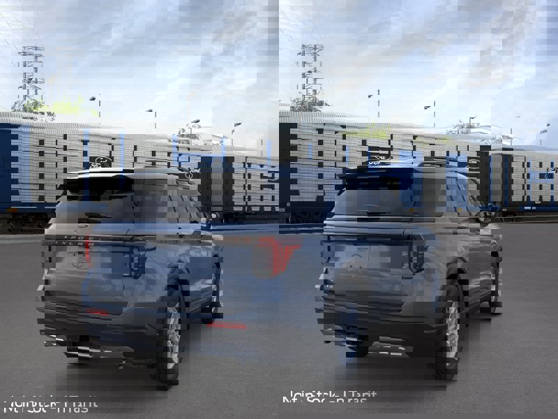 New 2026 Ford Explorer Active image 8