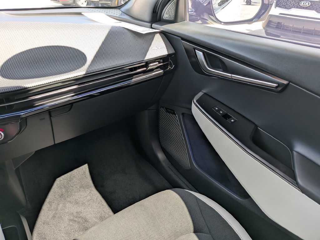 Certified 2025 Kia EV6 GT-Line AWD/4WD image 19