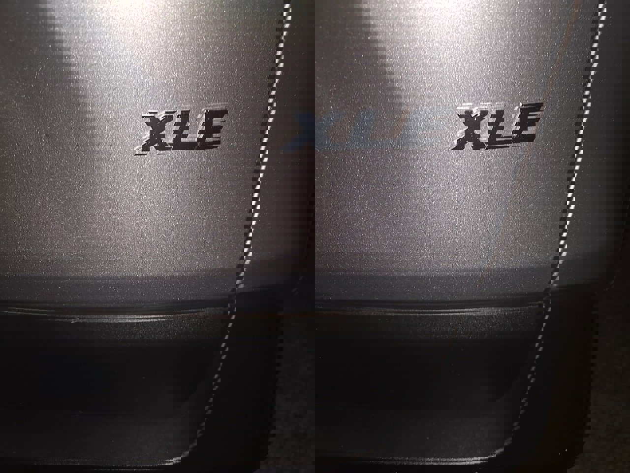 Used 2025 Toyota RAV4 XLE image 3