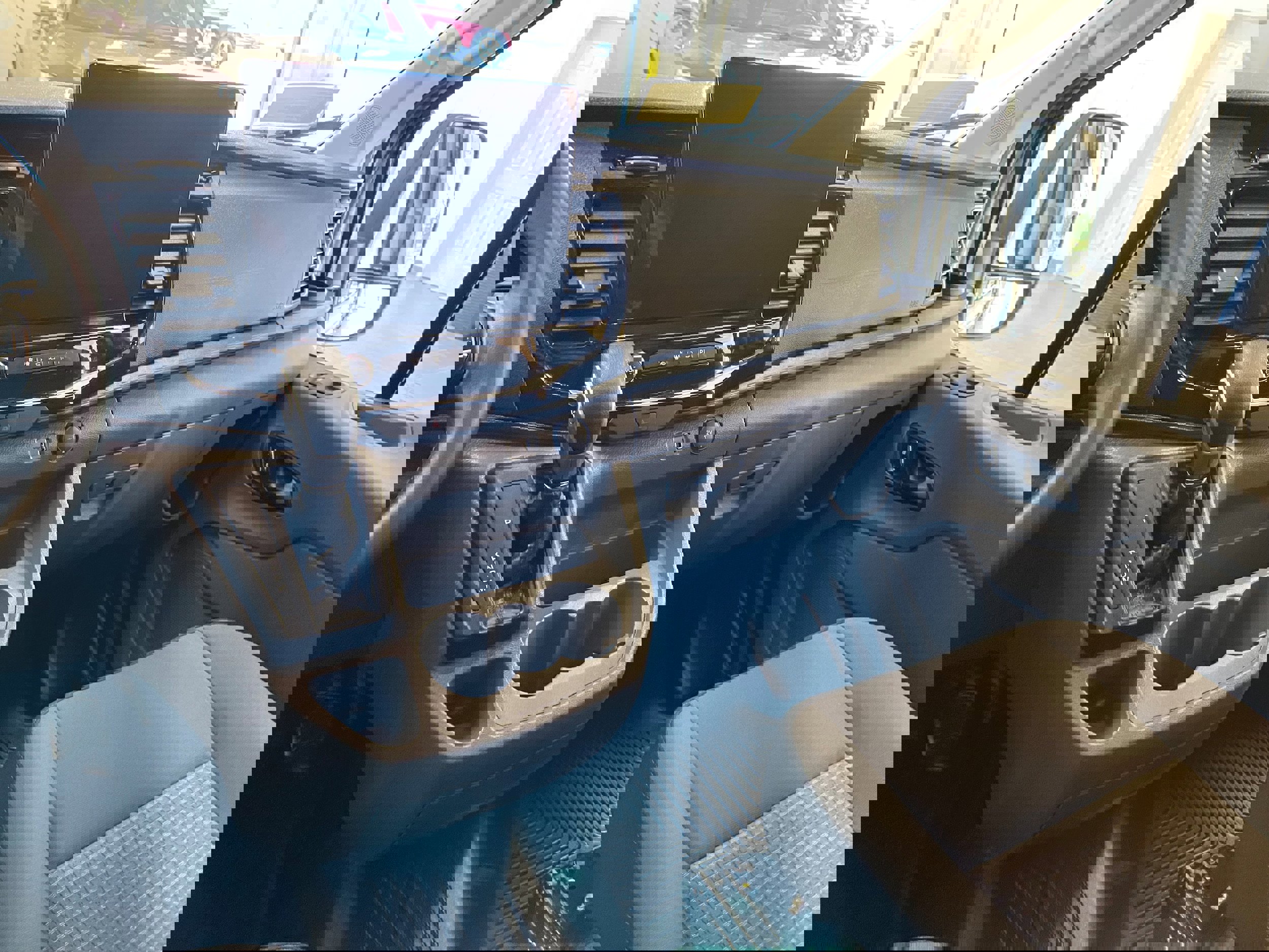 Certified 2025 Ford Transit 350 XLT image 14