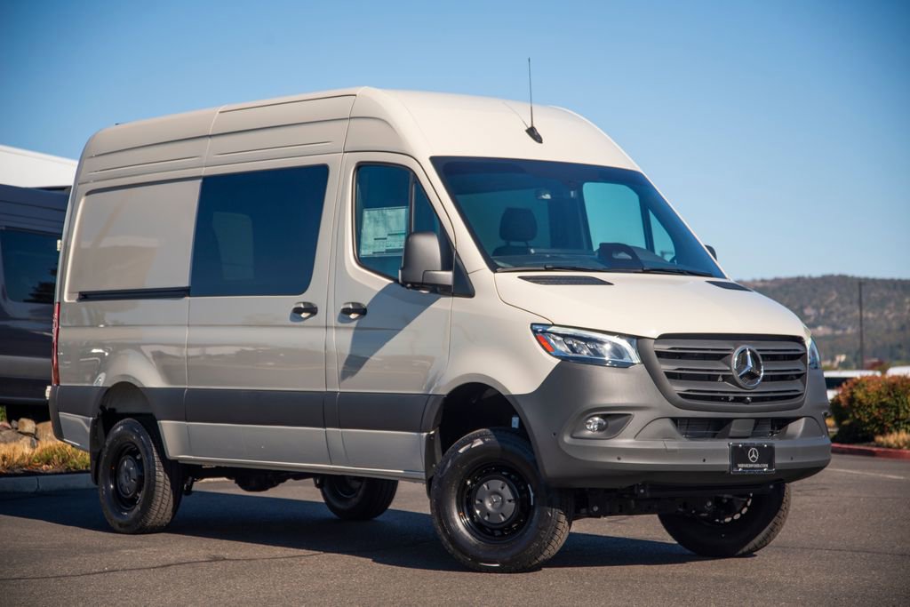 New 2026 Mercedes-Benz Sprinter 2500 image 3