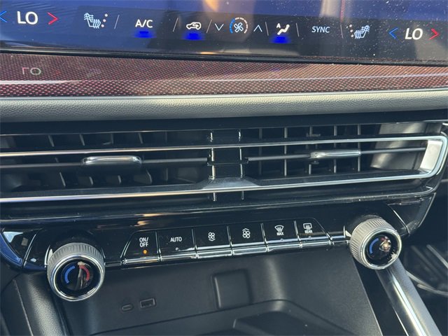 New 2026 Chevrolet Traverse Z71 w/ Enhanced Driving Package image 16