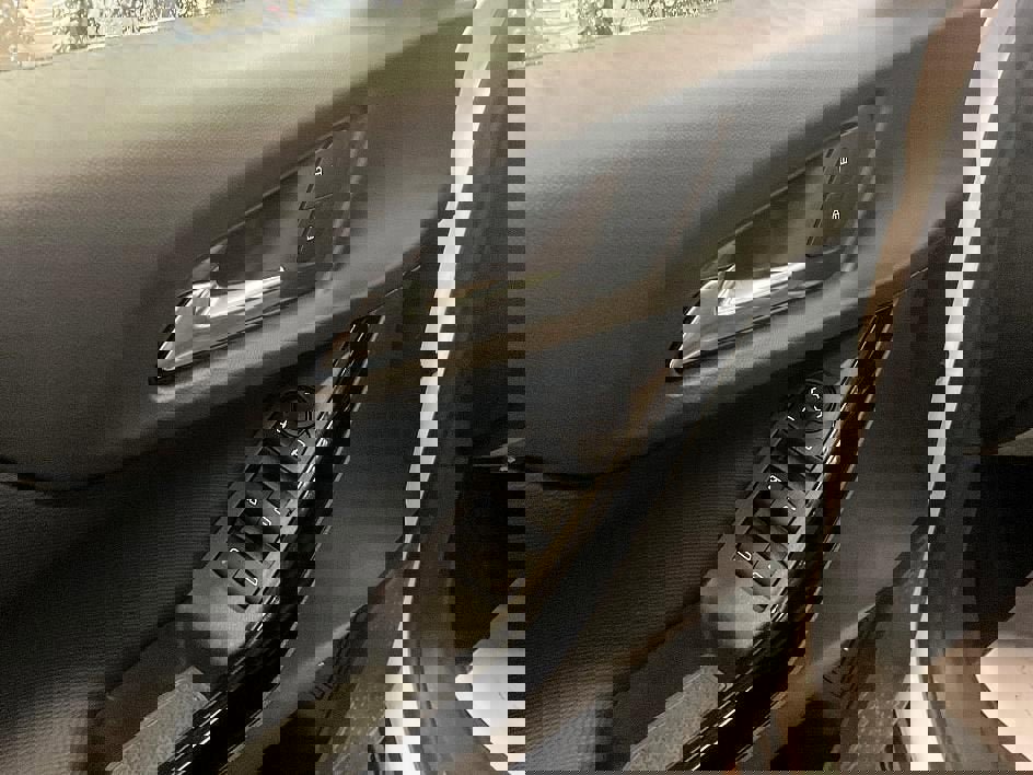 New 2026 Chevrolet Equinox LT w/ Convenience Package II image 48