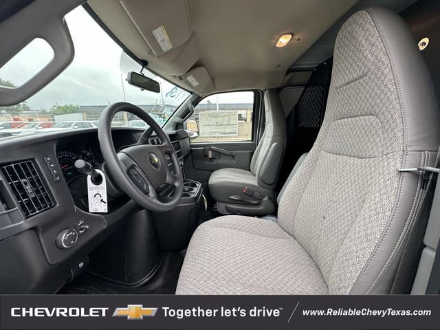 New 2026 Chevrolet Express 2500 w/ Driver Convenience Package RWD image 25