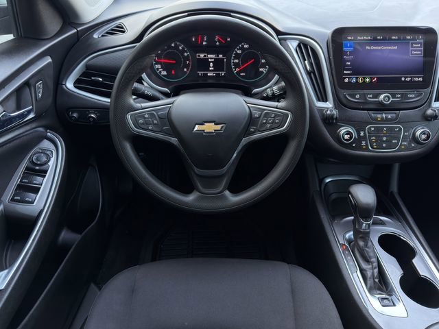 Used 2022 Chevrolet Malibu LT image 9