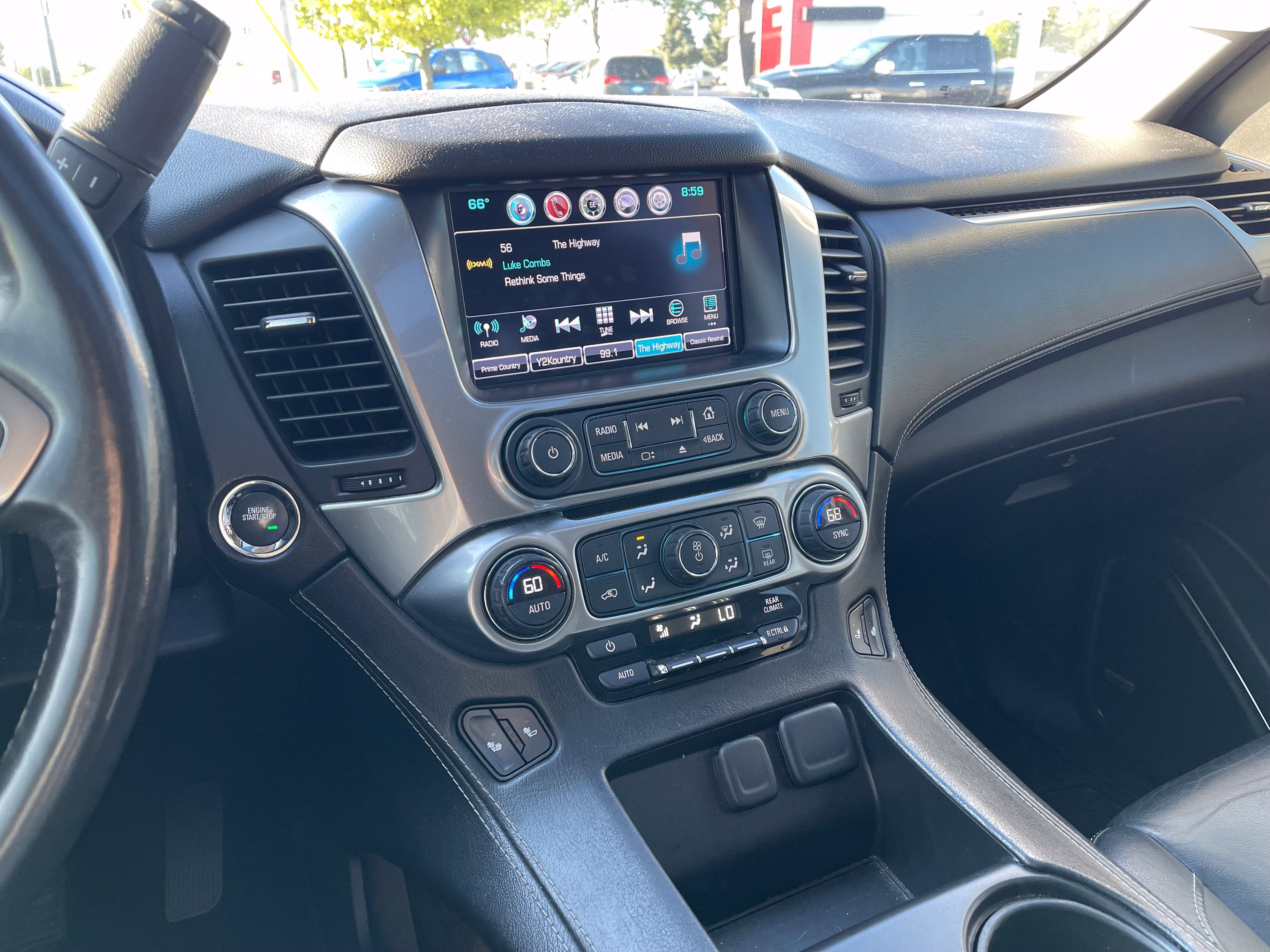 Used 2016 Chevrolet Tahoe LT w/ Luxury Package AWD/4WD image 12