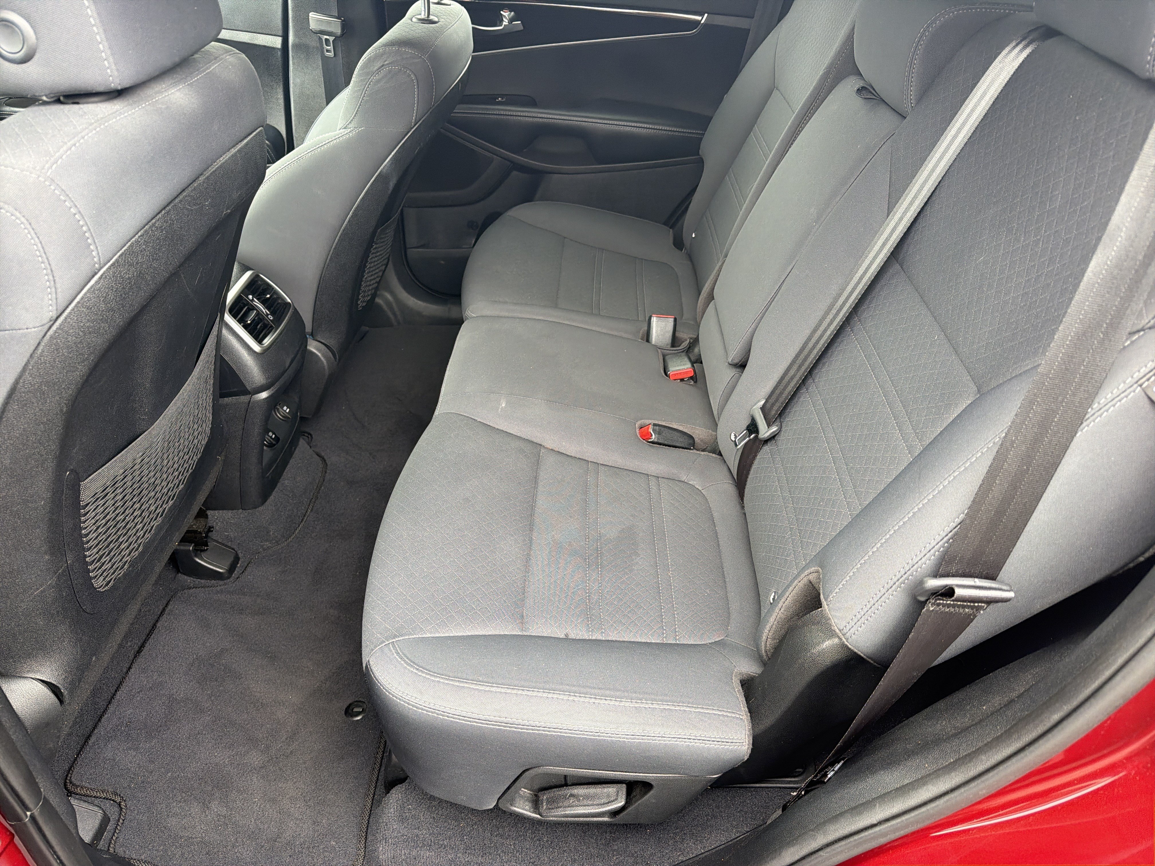 Used 2019 Kia Sorento FWD w/ Option Group 020 image 17