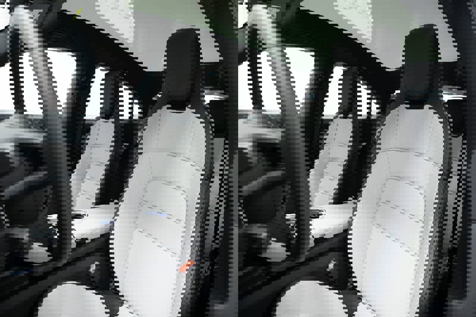 New 2026 Porsche Taycan 4S image 5