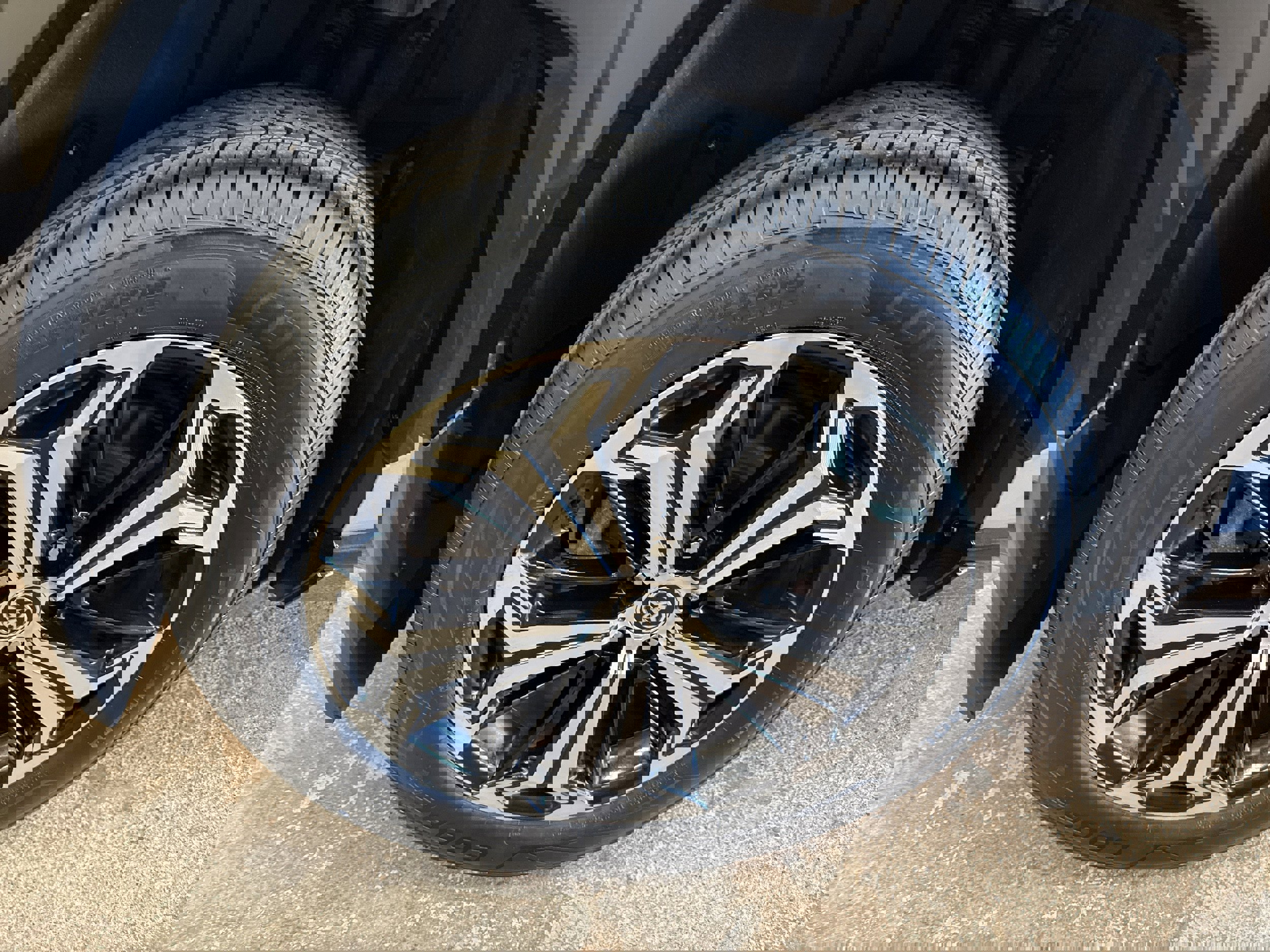 Used 2023 Toyota RAV4 XSE w/ Weather Package image 13