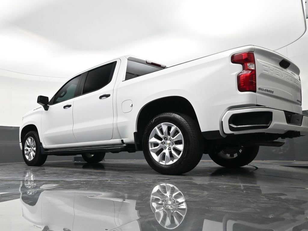 Used 2025 Chevrolet Silverado 1500 Custom image 22