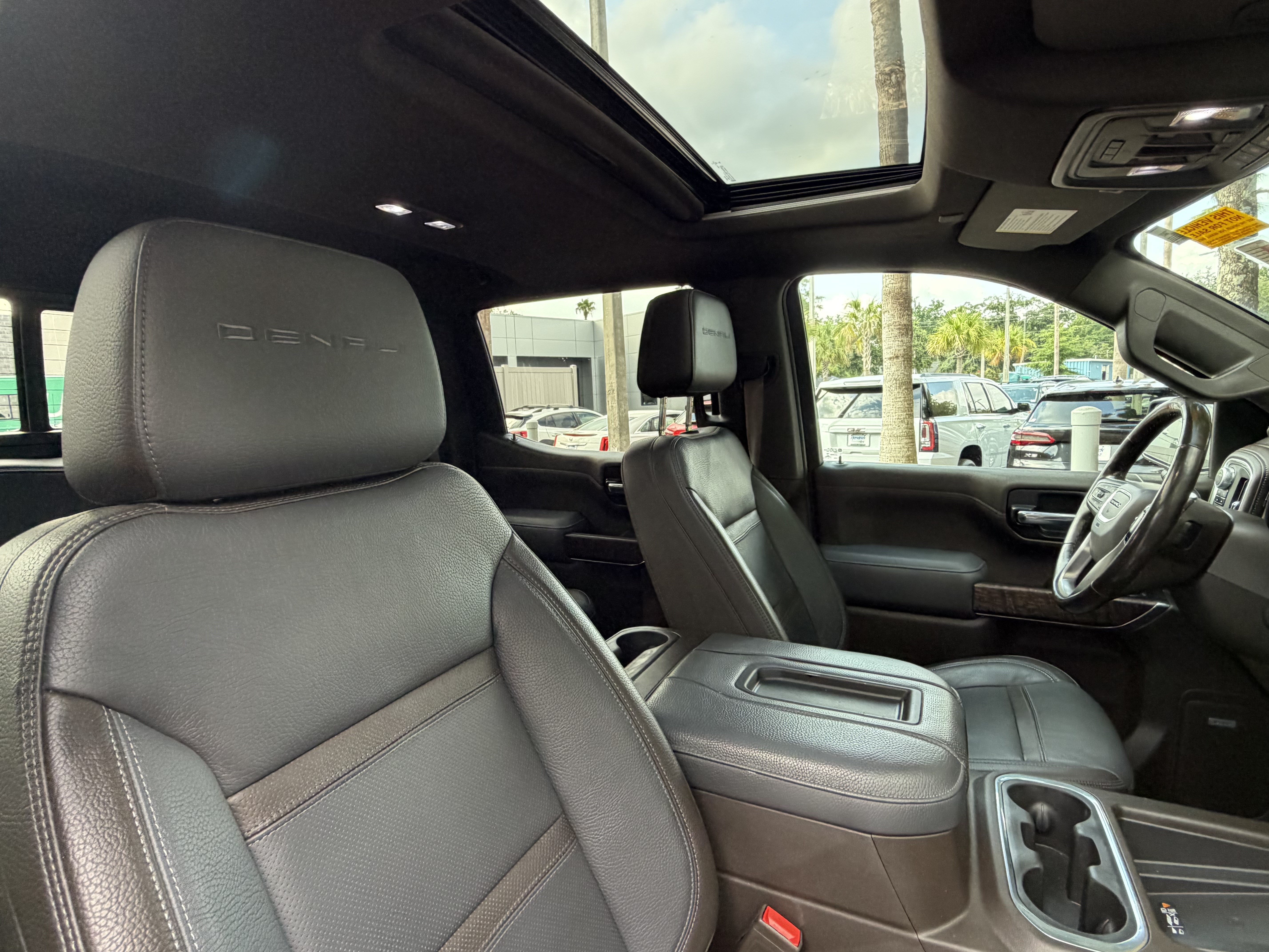 Used 2020 GMC Sierra 1500 Denali w/ Denali Ultimate Package AWD/4WD image 46
