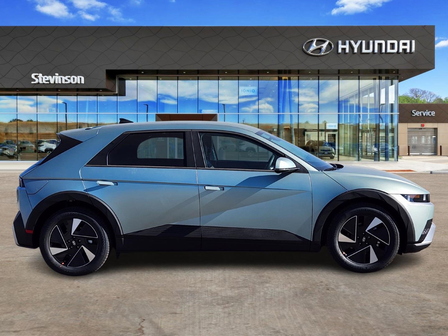 New 2026 Hyundai Ioniq 5 SEL image 4