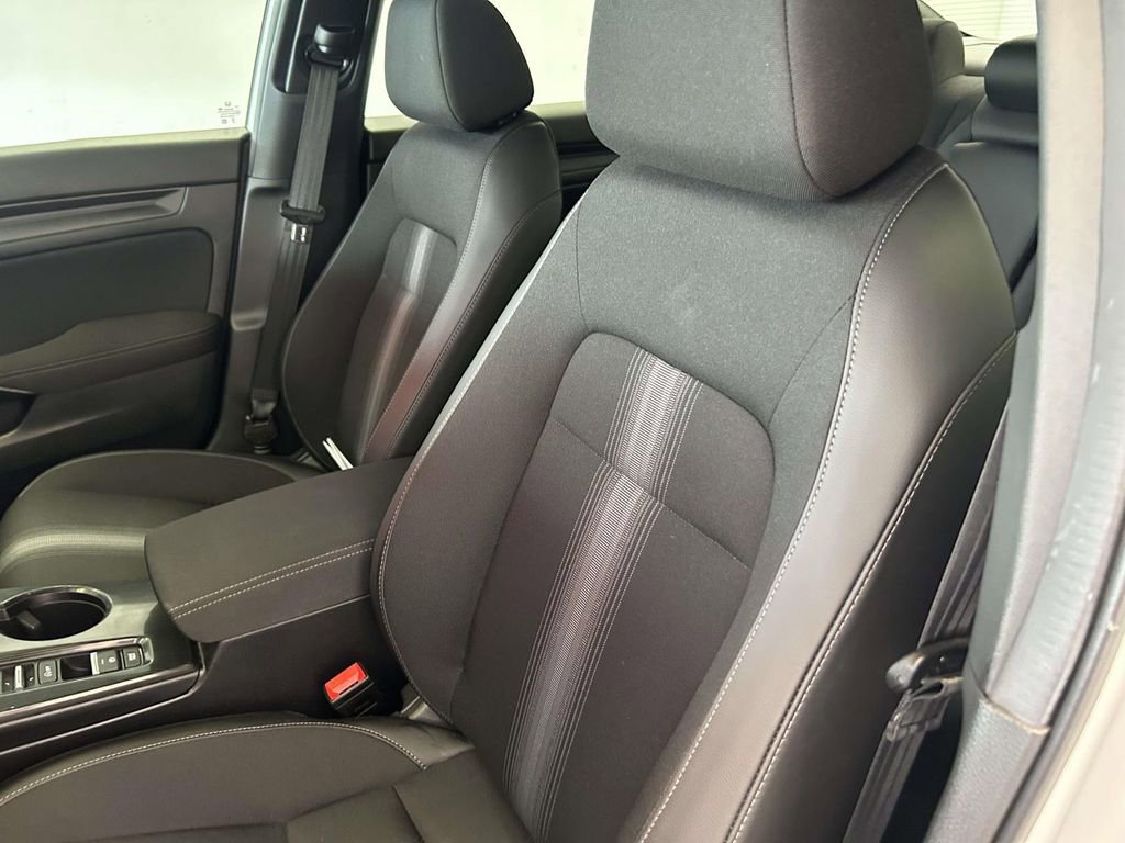 Used 2025 Honda Civic Sport image 17