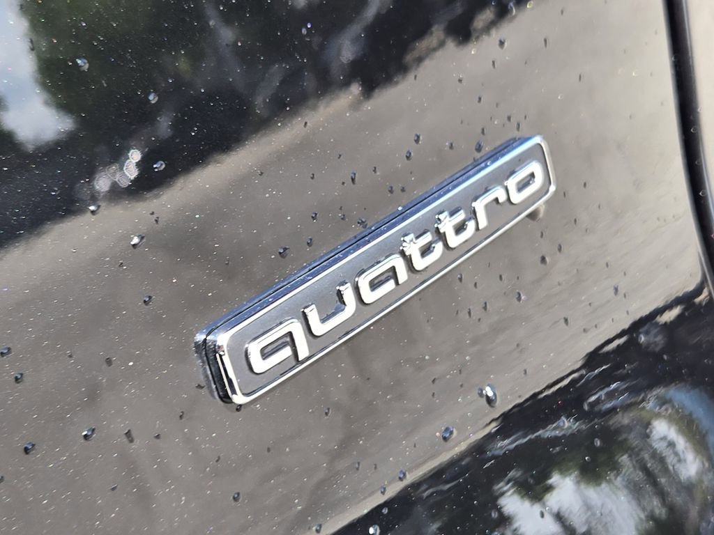 Certified 2025 Audi Q5 Premium image 14