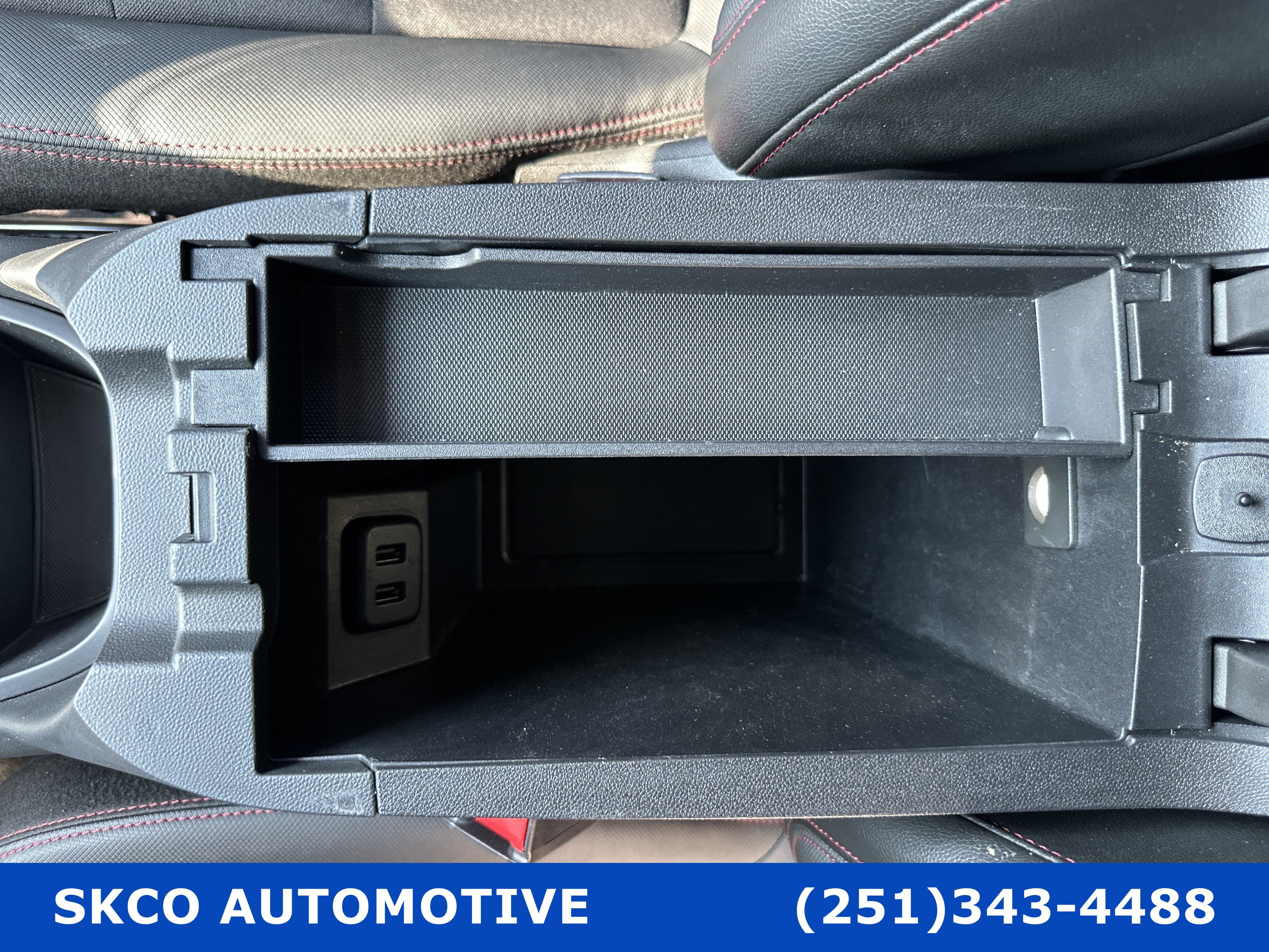 Used 2022 Chevrolet Equinox RS w/ Infotainment Package image 24