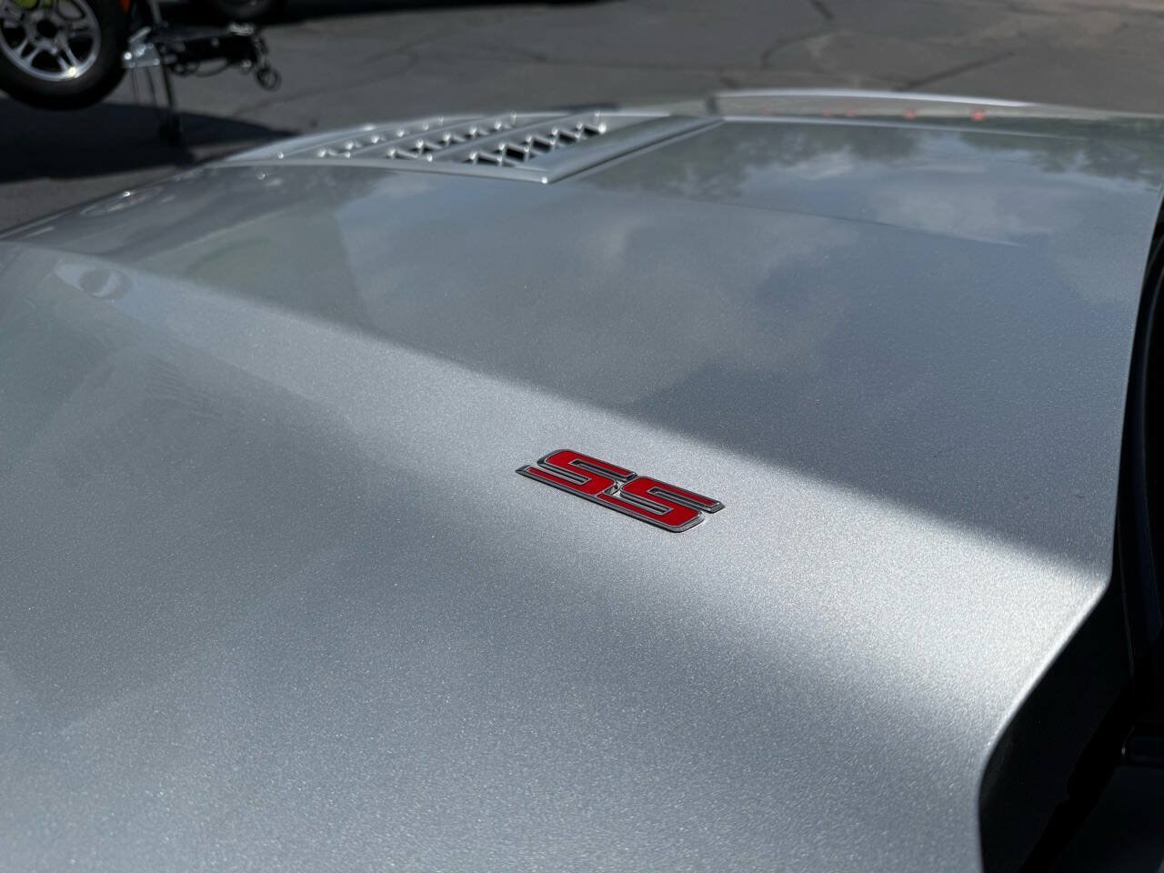 Used 2015 Chevrolet Camaro SS w/ Commemorative Special Edition RWD image 28