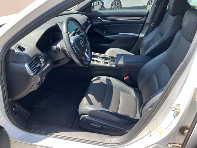 Used 2018 Honda Accord Sport image 2