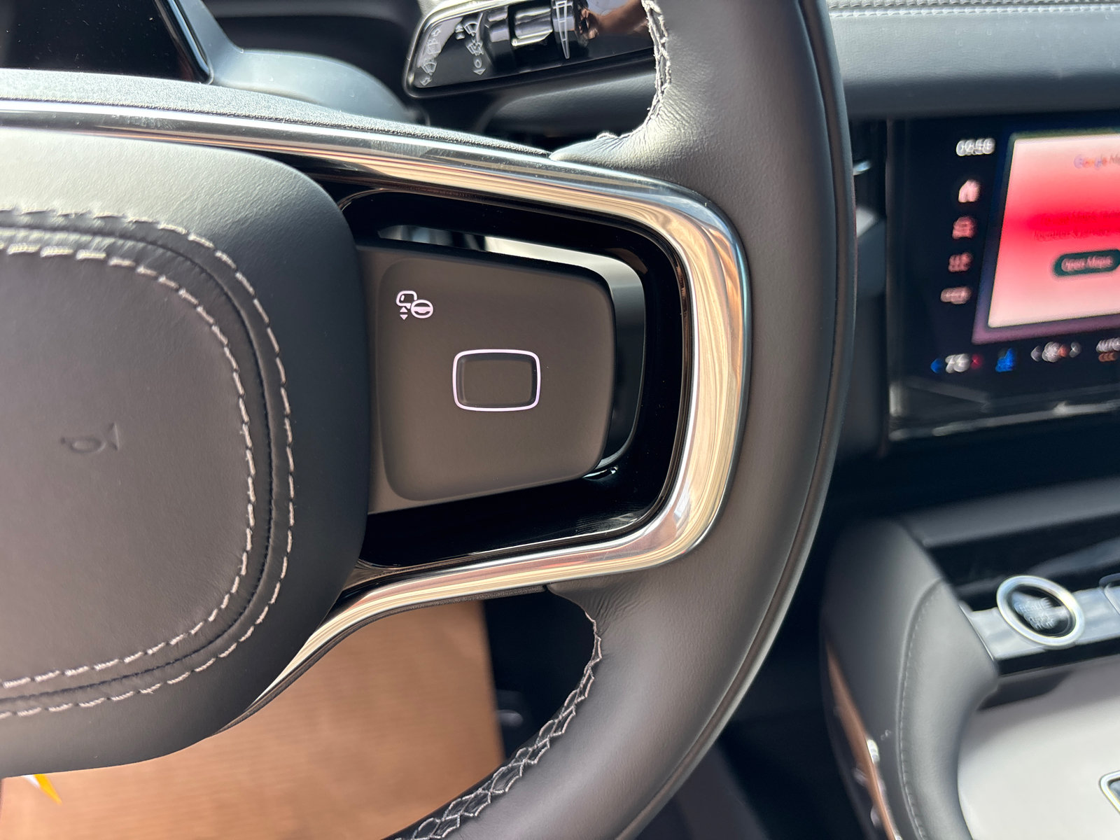 New 2027 Lincoln Navigator Reserve w/ Jet Appearance Package AWD/4WD image 18