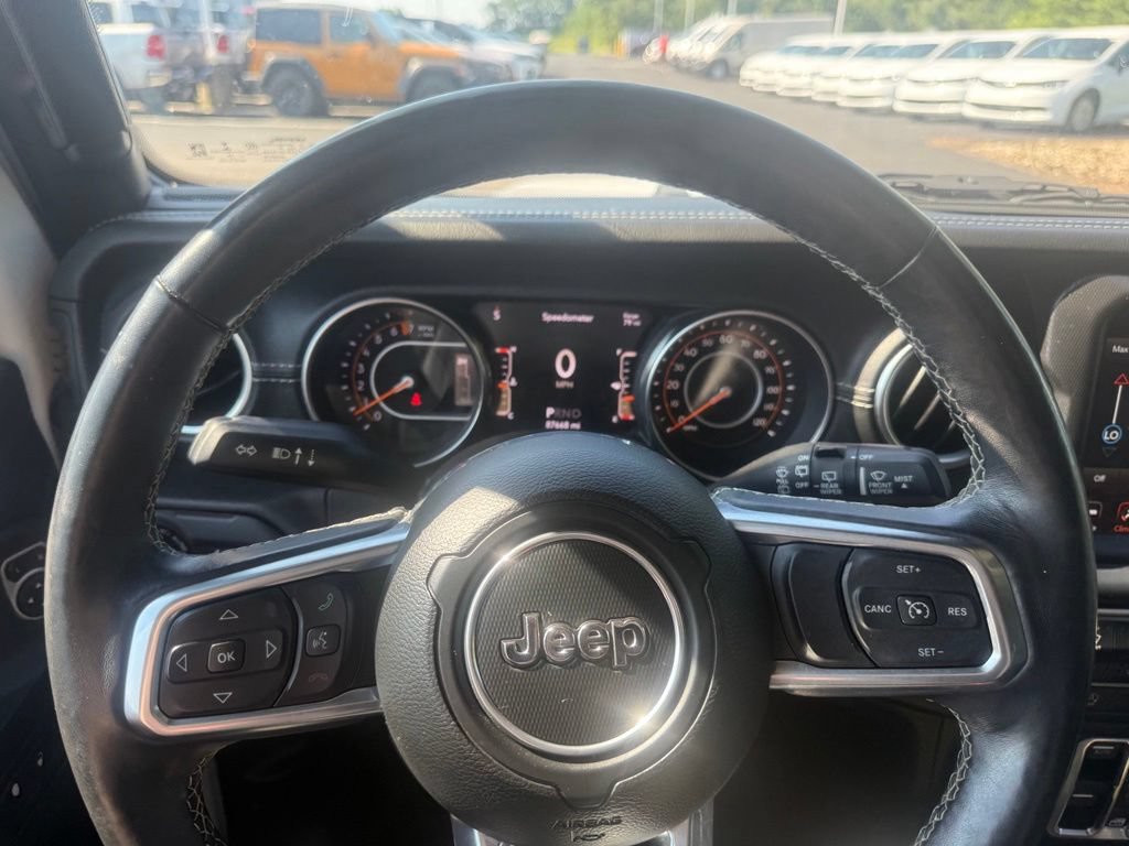 Certified 2019 Jeep Wrangler Unlimited Sahara AWD/4WD image 25