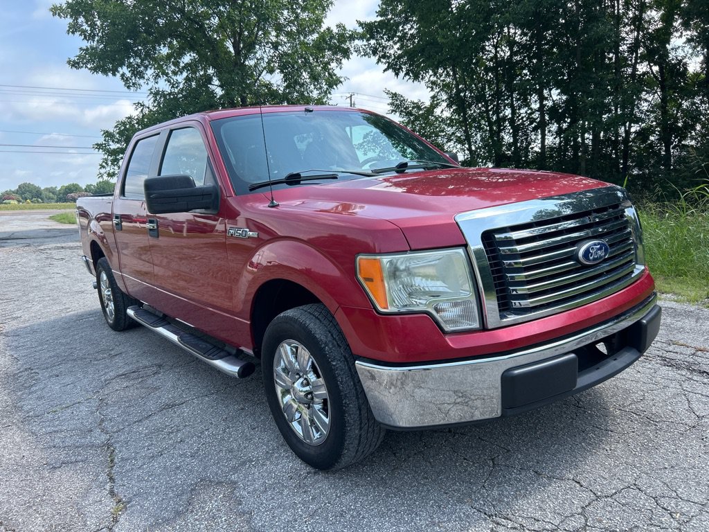 Used 2010 Ford F150 XLT RWD image 1