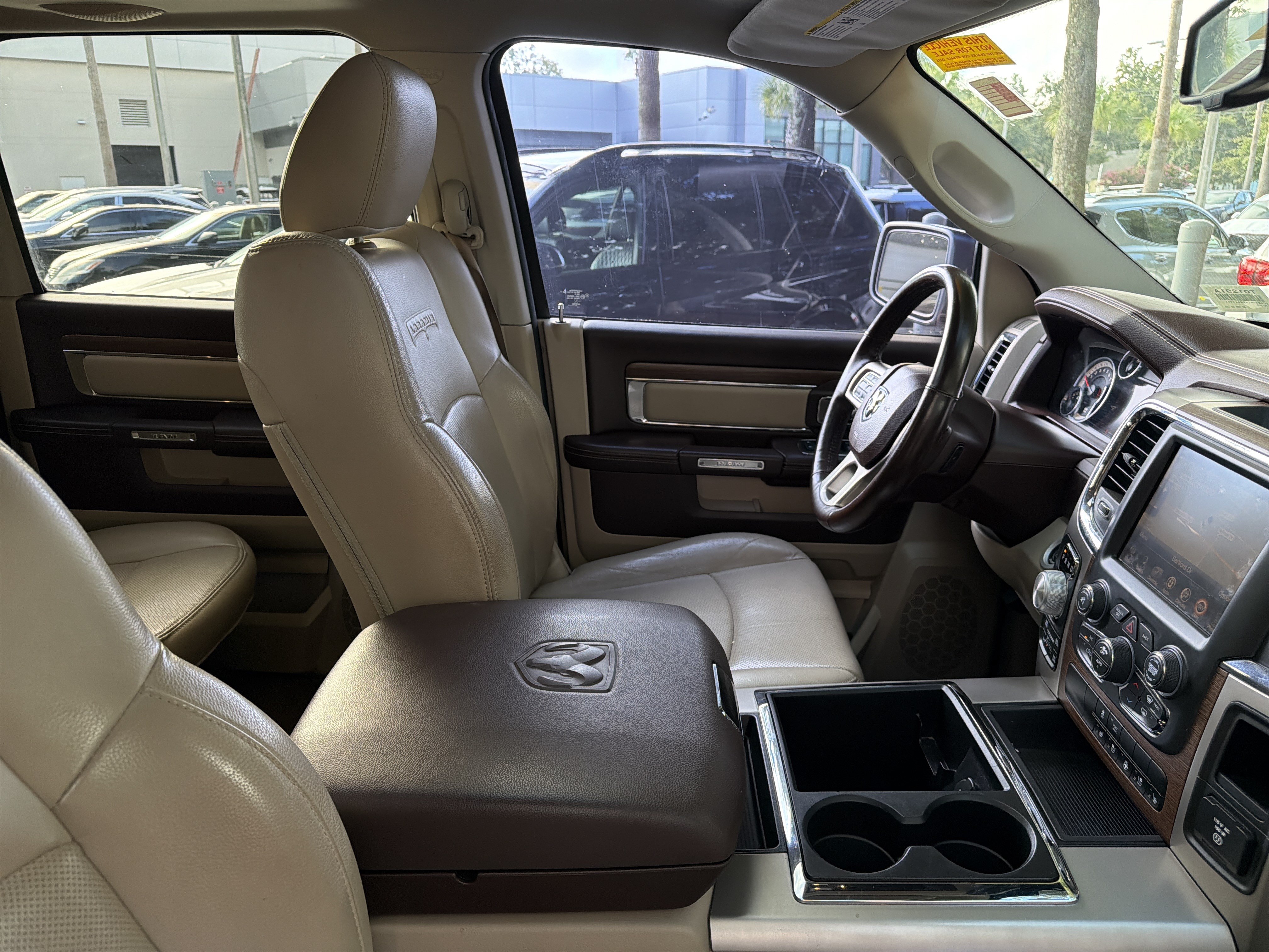 Used 2014 RAM 1500 Laramie w/ Convenience Group AWD/4WD image 42