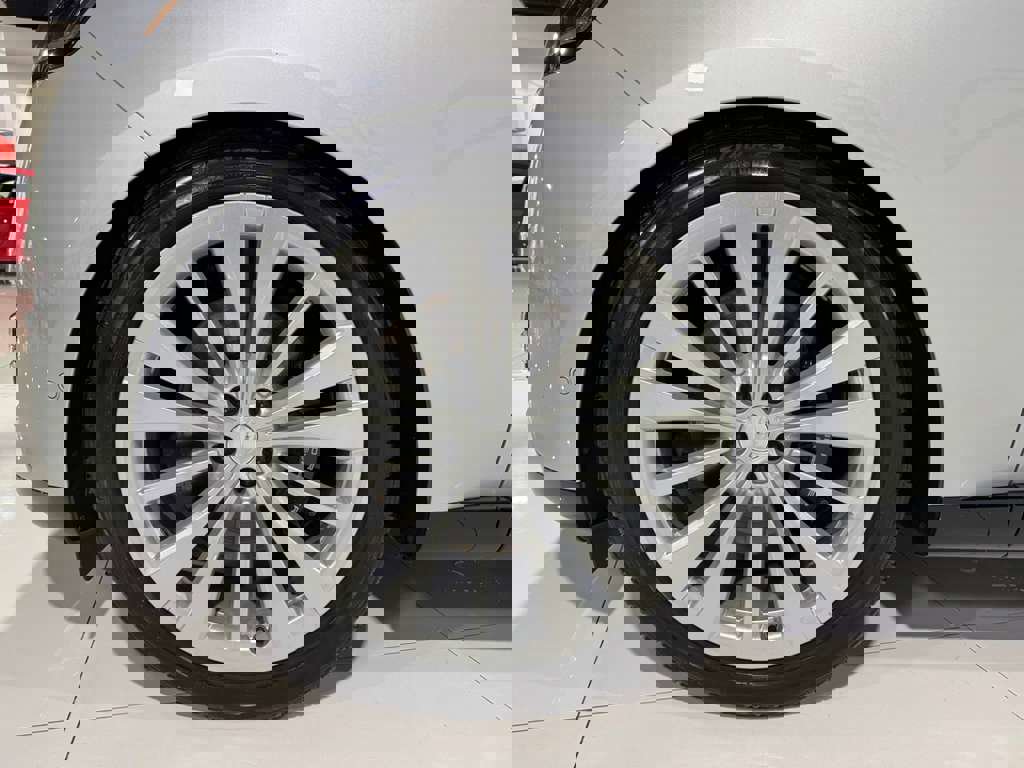 Used 2024 Land Rover Range Rover SE image 51