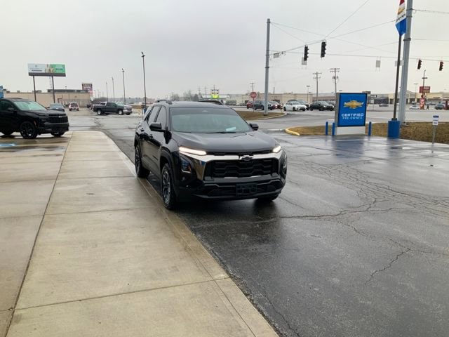 Used 2025 Chevrolet Equinox ACTIV w/ Safety and Technology Package image 4
