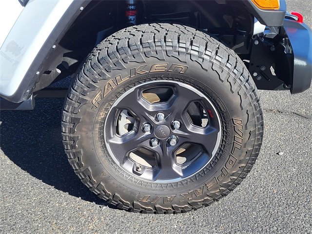 Used 2022 Jeep Gladiator Rubicon w/ Cold Weather Group image 6