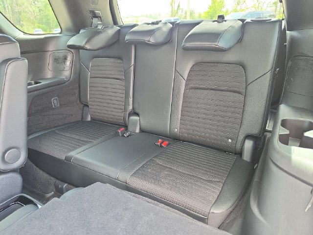 Used 2023 Nissan Pathfinder Rock Creek AWD/4WD image 14
