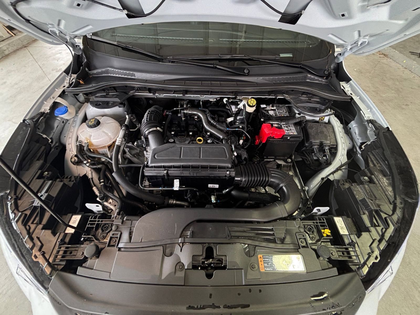 Used 2025 Ford Escape ST-Line image 36