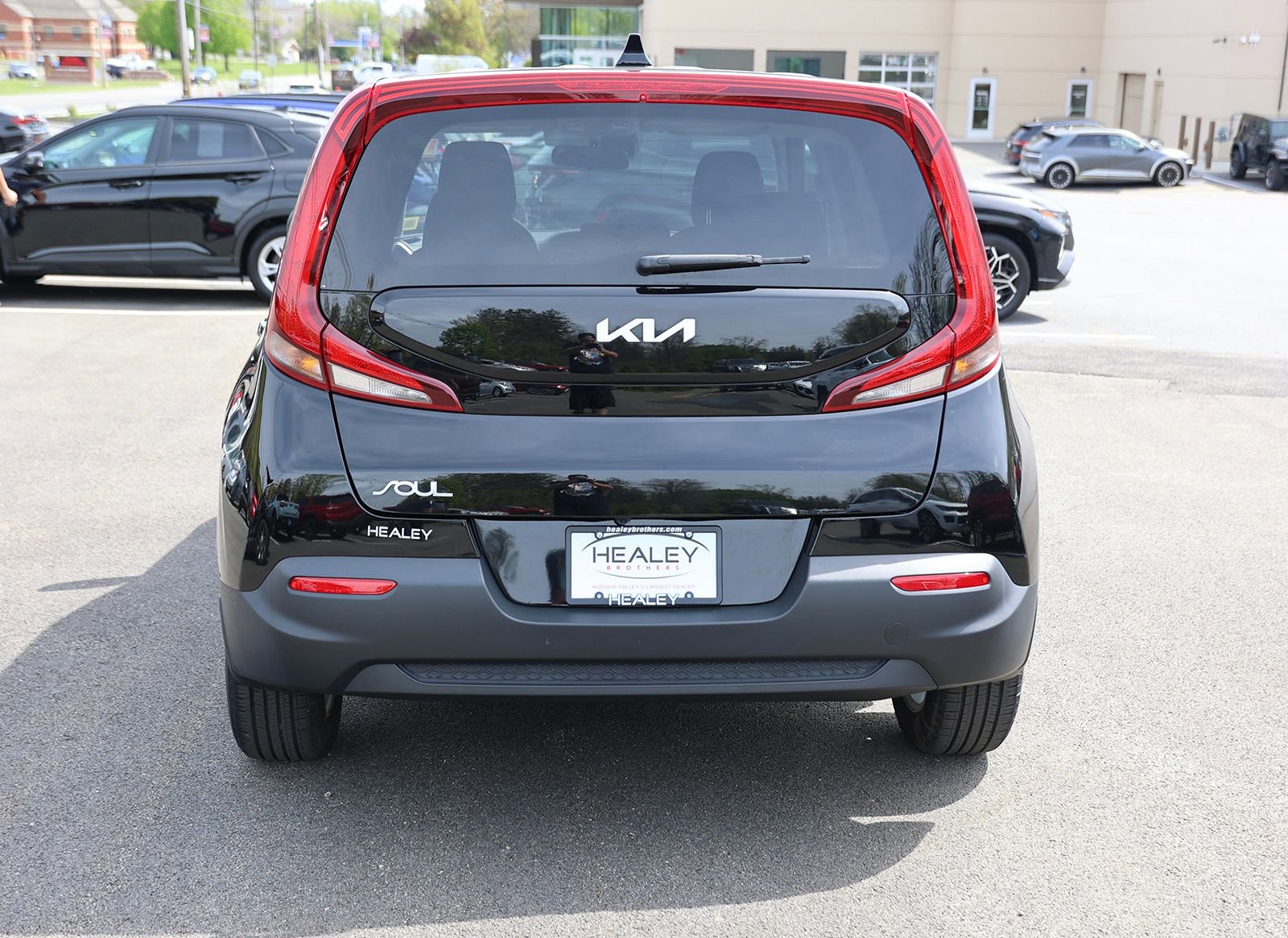 Used 2022 Kia Soul LX w/ Technology Package FWD image 6