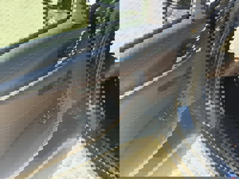 Used 2022 BMW 530i xDrive w/ Executive Package image 12