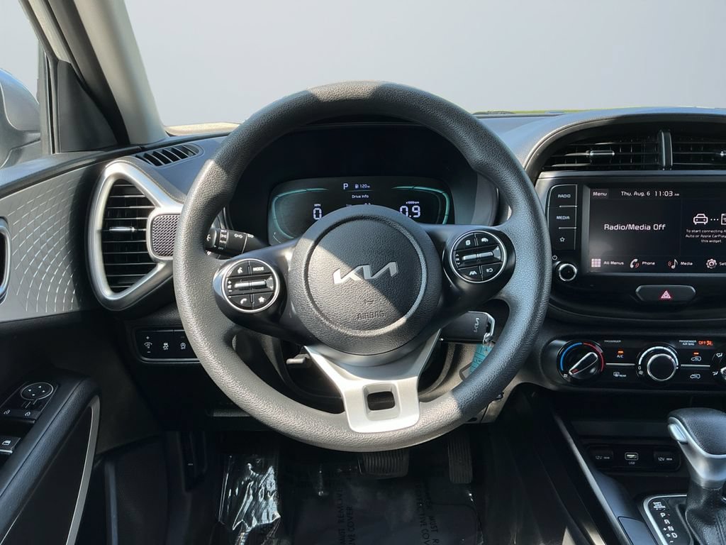 Used 2024 Kia Soul LX w/ Option Group 015 FWD image 13