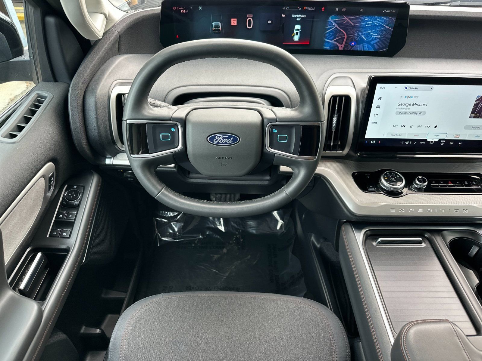Used 2025 Ford Expedition Active AWD/4WD image 17