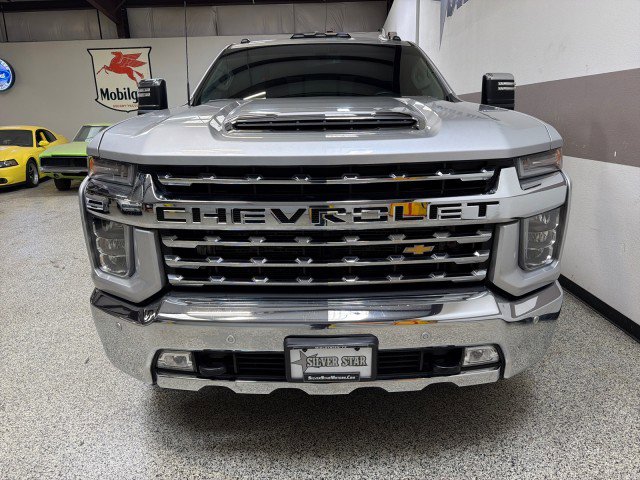 Used 2021 Chevrolet Silverado 3500 LTZ w/ LTZ Texas Edition image 28