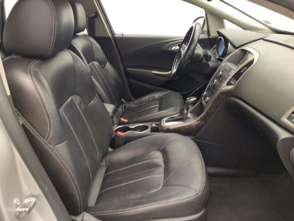 Used 2015 Buick Verano Leather FWD image 21