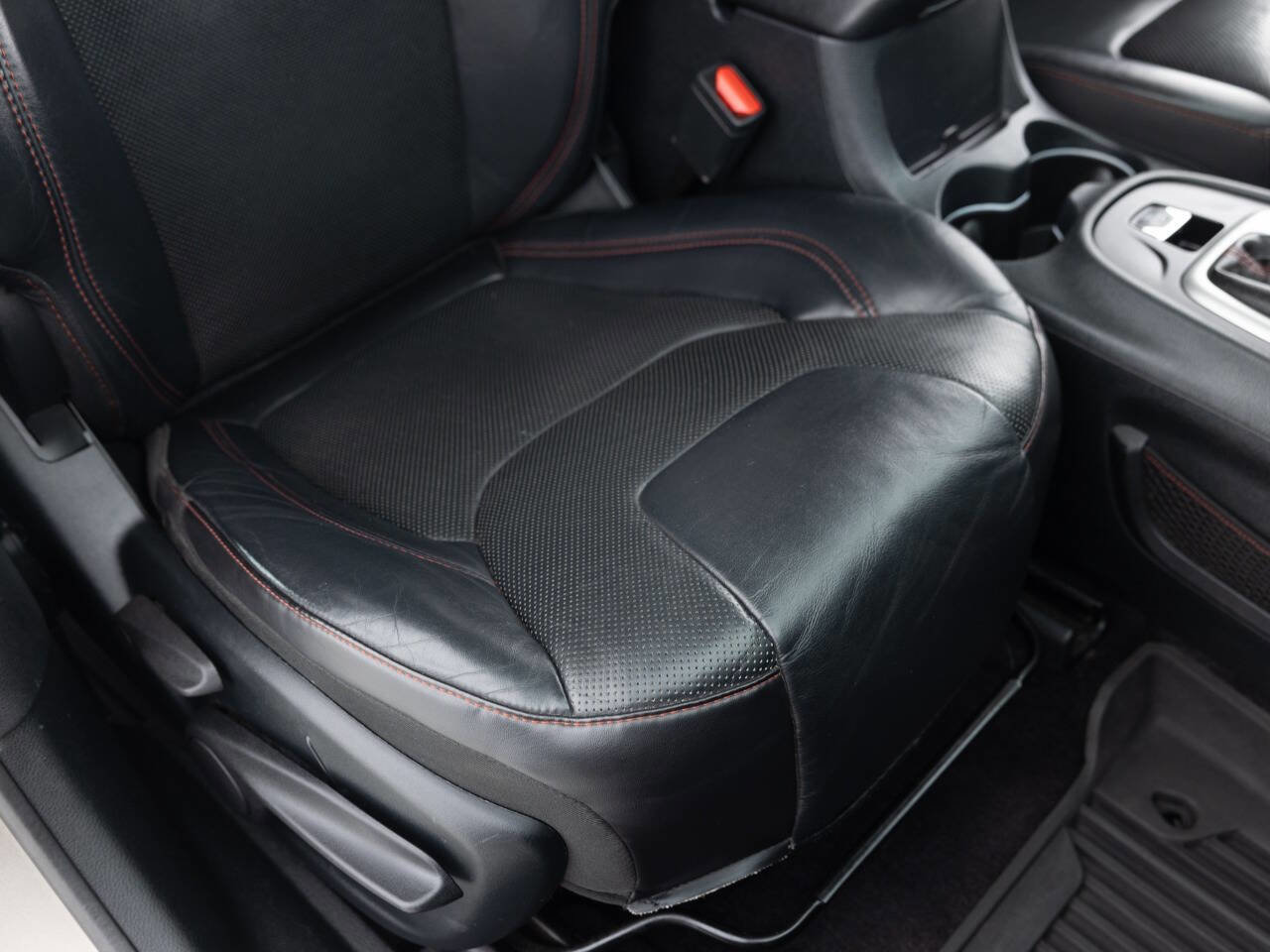 Used 2017 Jeep Cherokee Trailhawk image 25