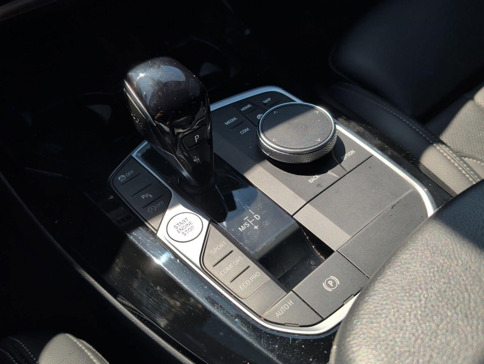 Used 2022 BMW X3 sDrive30i w/ M Sport Package 2 RWD image 21
