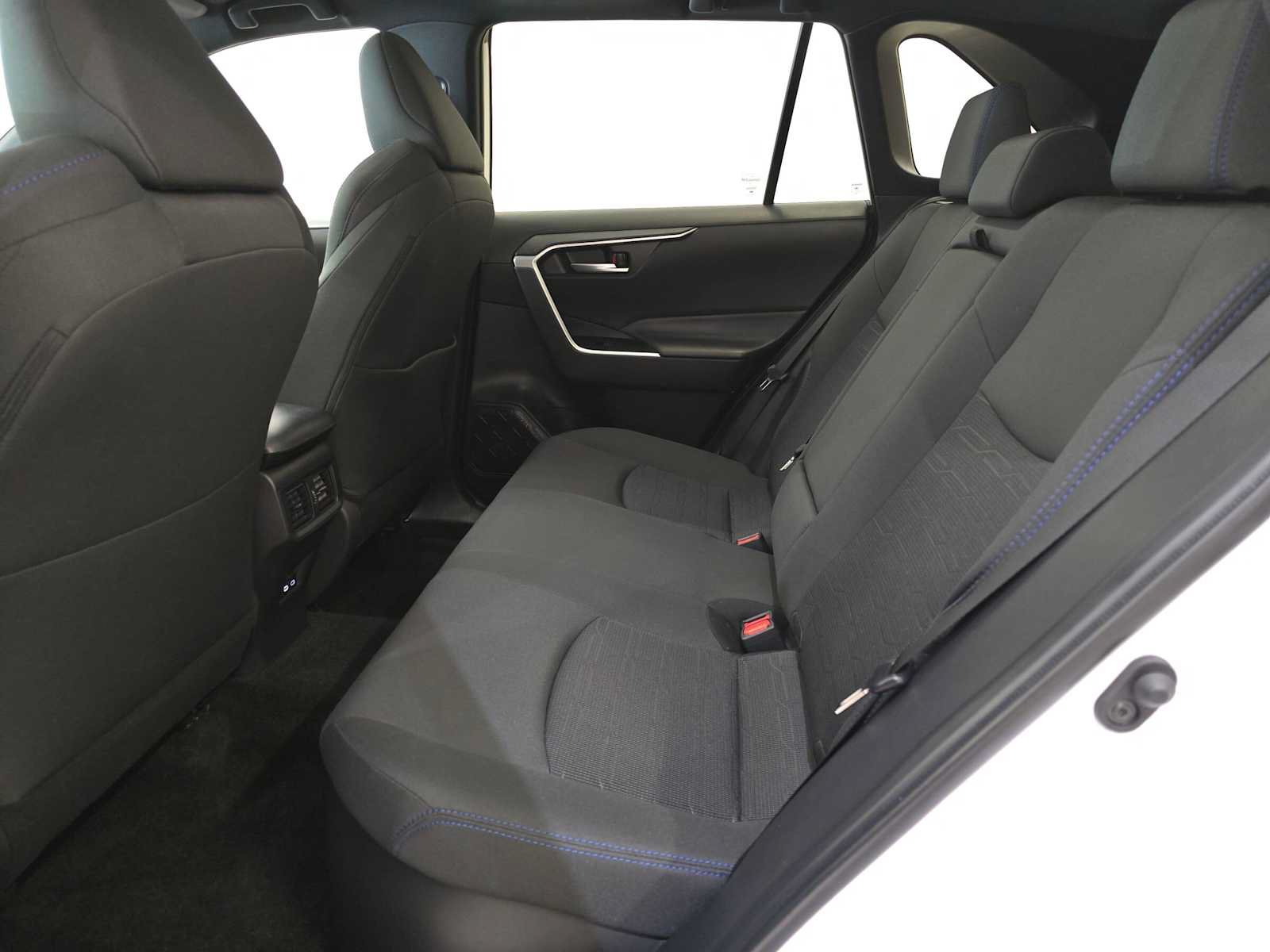 Certified 2024 Toyota RAV4 SE w/ Convenience Package AWD/4WD image 24