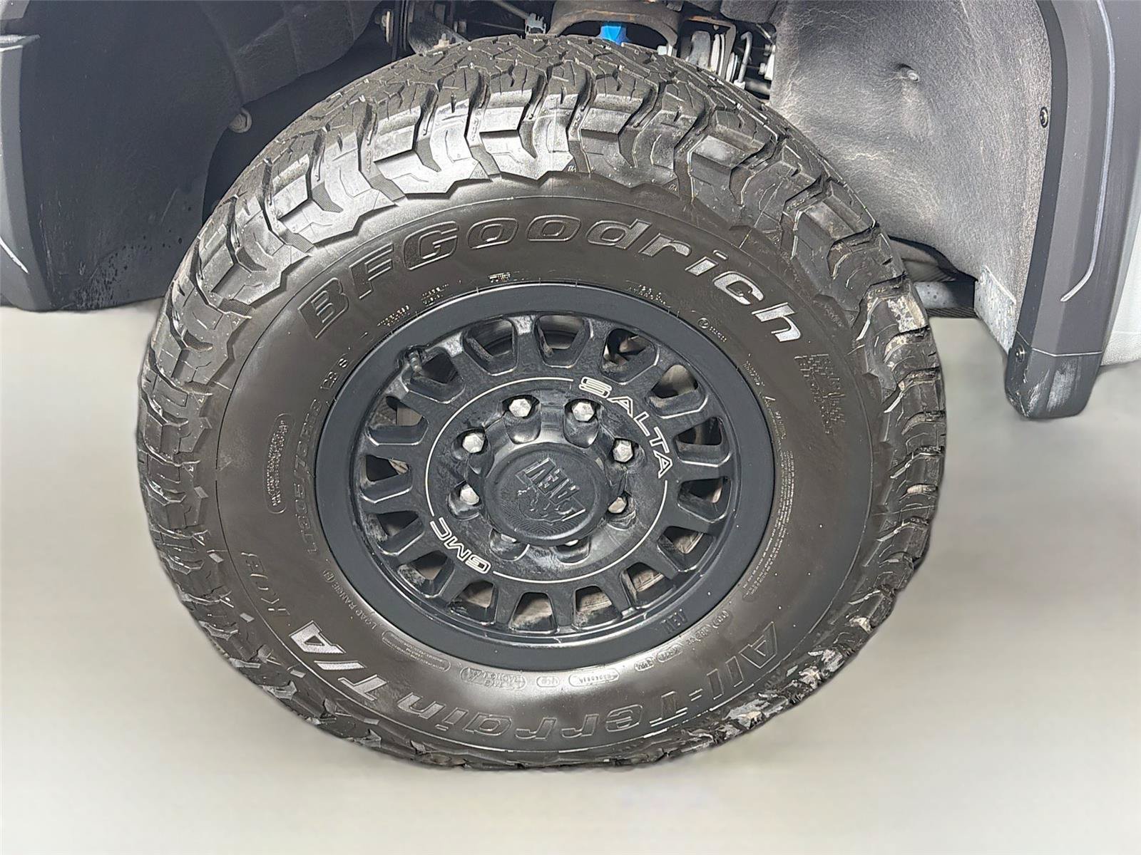 Used 2024 GMC Sierra 2500 AT4X w/ AT4X AEV Edition AWD/4WD image 34