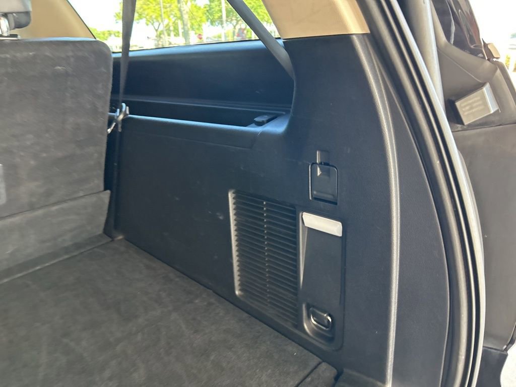 Used 2024 Ford Expedition Max XLT image 38