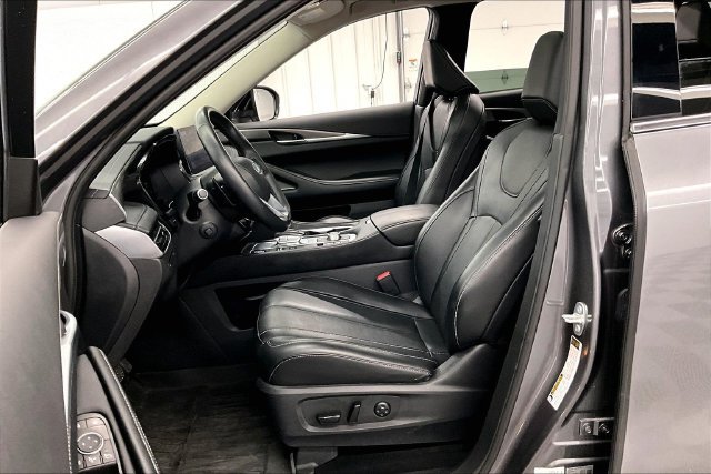 Used 2024 INFINITI QX60 Luxe AWD/4WD image 24