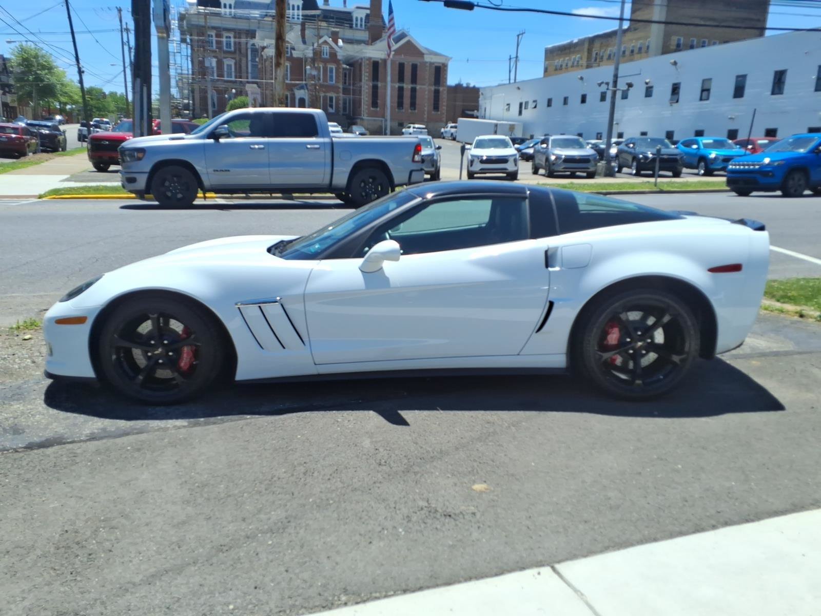 Certified 2013 Chevrolet Corvette Grand Sport w/ 2LT Preferred Equipment Group RWD image 7