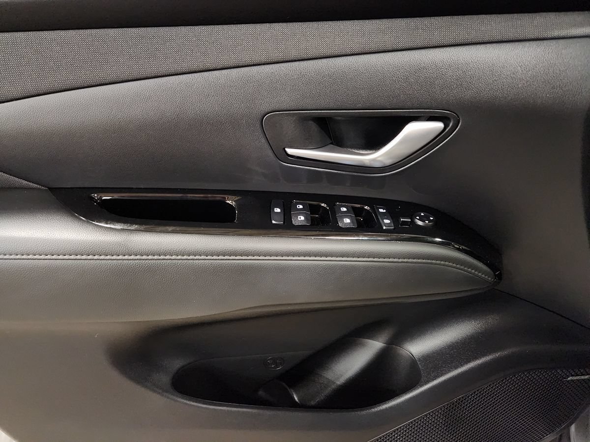 Used 2023 Hyundai Tucson Limited w/ Cargo Package FWD image 41