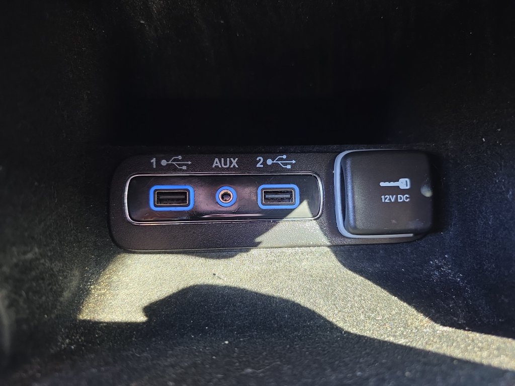 Used 2021 Jeep Grand Cherokee Limited w/ Sun & Sound Group RWD image 38