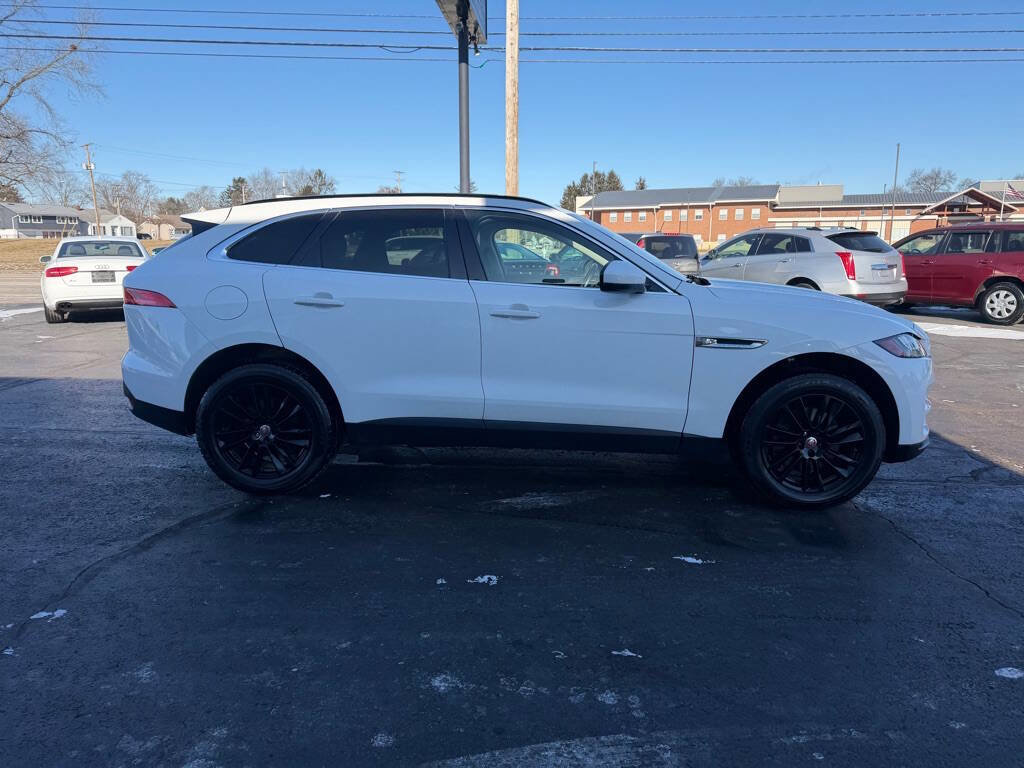 Used 2017 Jaguar F-PACE Prestige image 5