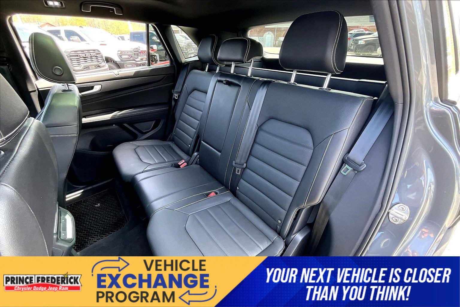 Used 2024 Volkswagen Atlas Cross Sport SEL R-Line AWD/4WD image 22